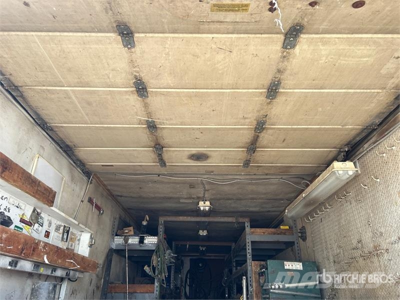 Kidron 28 ft x 102 in S/A Van Trailer مقطورات ذات هيكل صندوقي