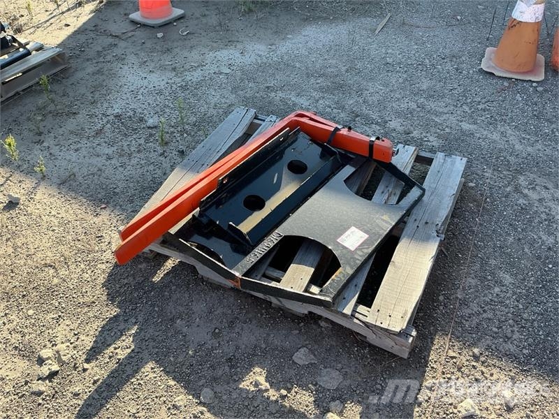  Kit Containers MUFF-36-42 Skid Steer Forks Forks