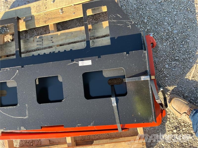 Kit Containers QT-45-FF-42 42 in Skid Steer Forks Вили