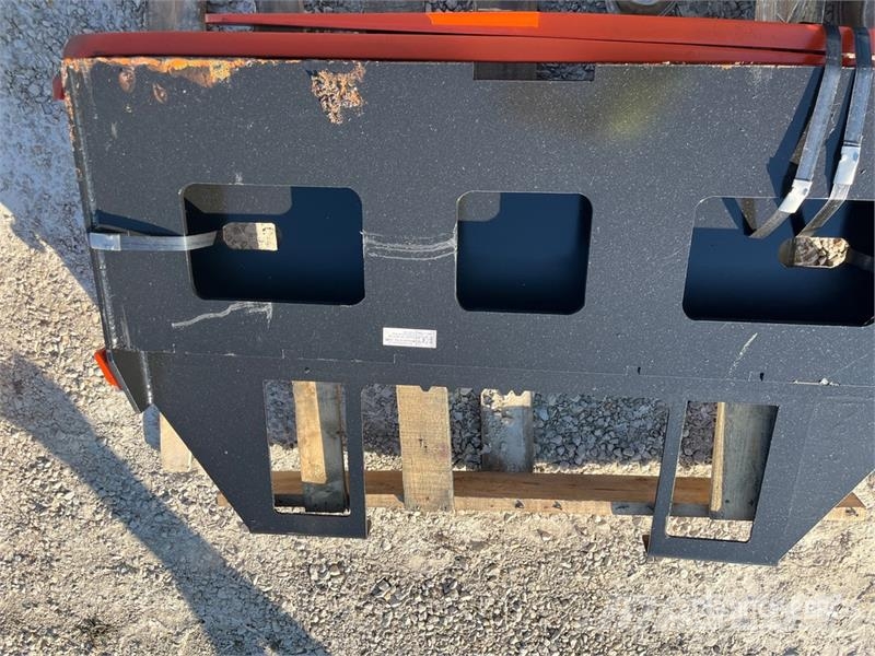 Kit Containers QT-45-FF-42 42 in Skid Steer Forks Вили
