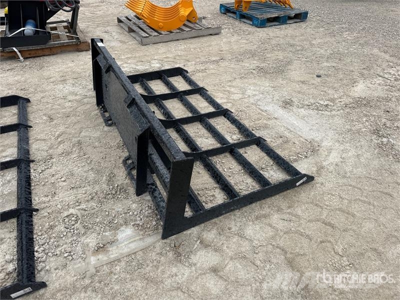  Kit Containers QT-LP 72 in Skid Steer Landplane Smyky