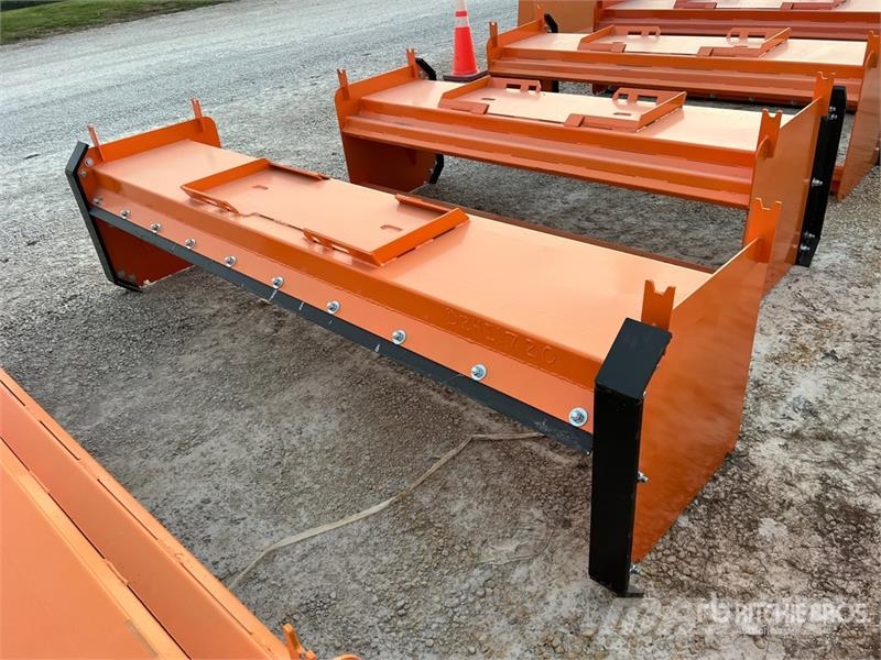  Kit Containers QT-SP-10-23-PB-SB 120 in Skid Steer 刮雪板和犁