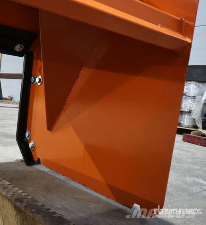 Kit Containers QT-SP-10-23 120 in Skid Steer Snow Snøploger- og skjær