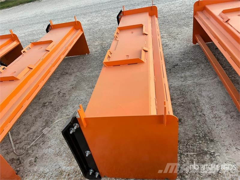  Kit Containers QT-SP-10-23-PB-SB 120 in Skid Steer 刮雪板和犁
