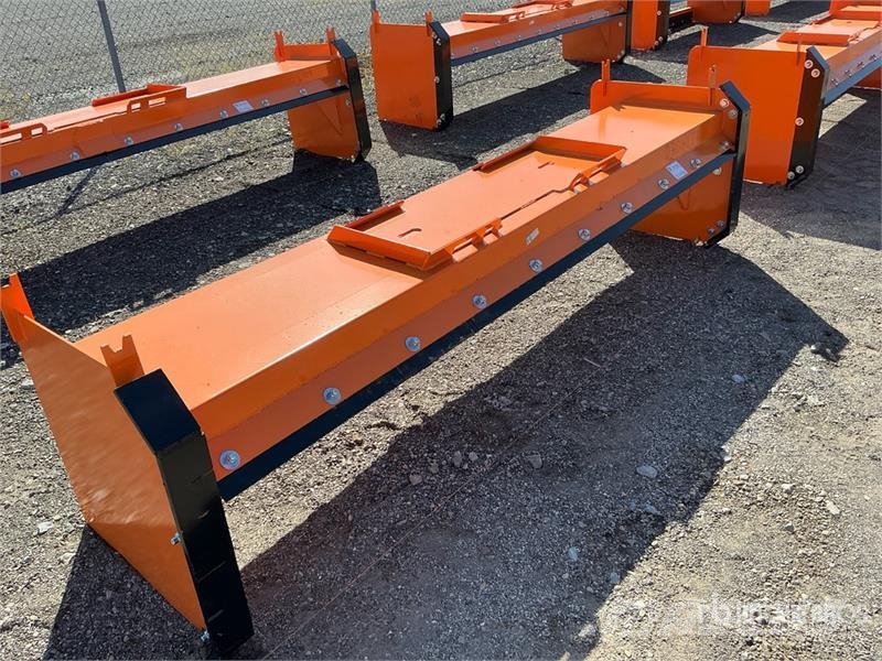 Kit Containers QT-SP-10-23 120 in Skid Steer Snow Sniega naži un tīrītāji