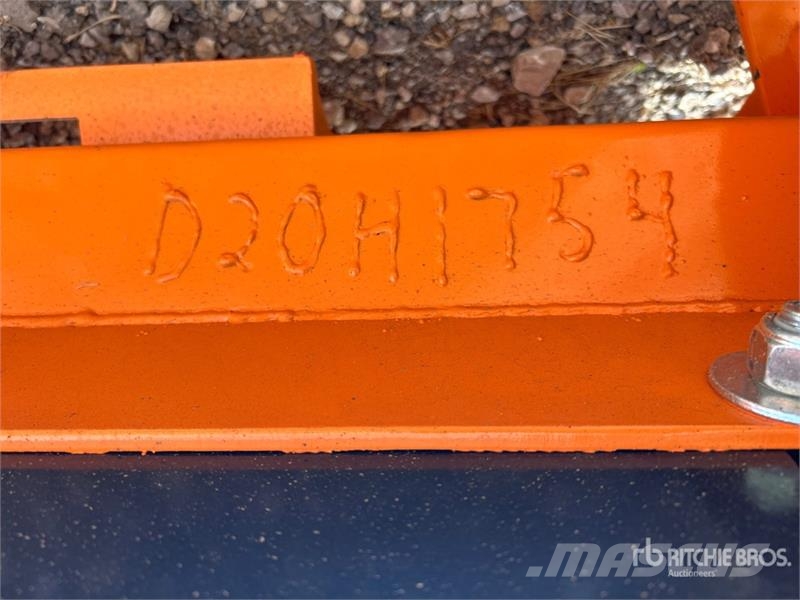 Kit Containers QT-SP-6-23-PB-SB 69 in Skid Steer S حراثات ونصول الجليد