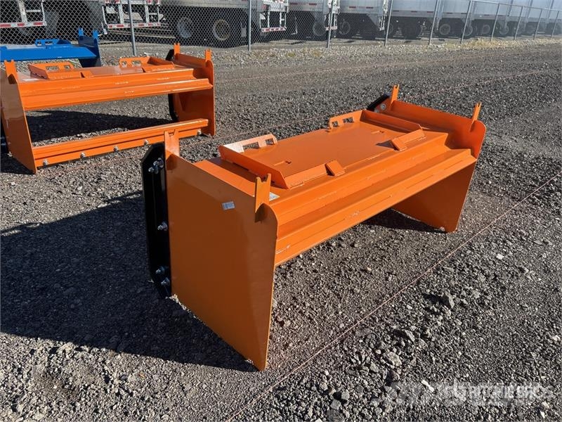 Kit Containers QT-SP-6-23-SB 68.5 in Skid Steer Sn Snow blades and plows