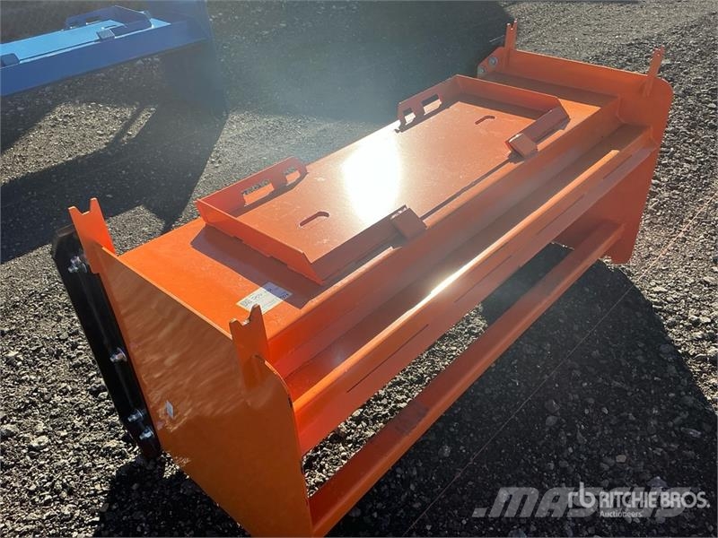 Kit Containers QT-SP-6-23-PB-SB 68.5 in Skid Steer Snow blades and plows