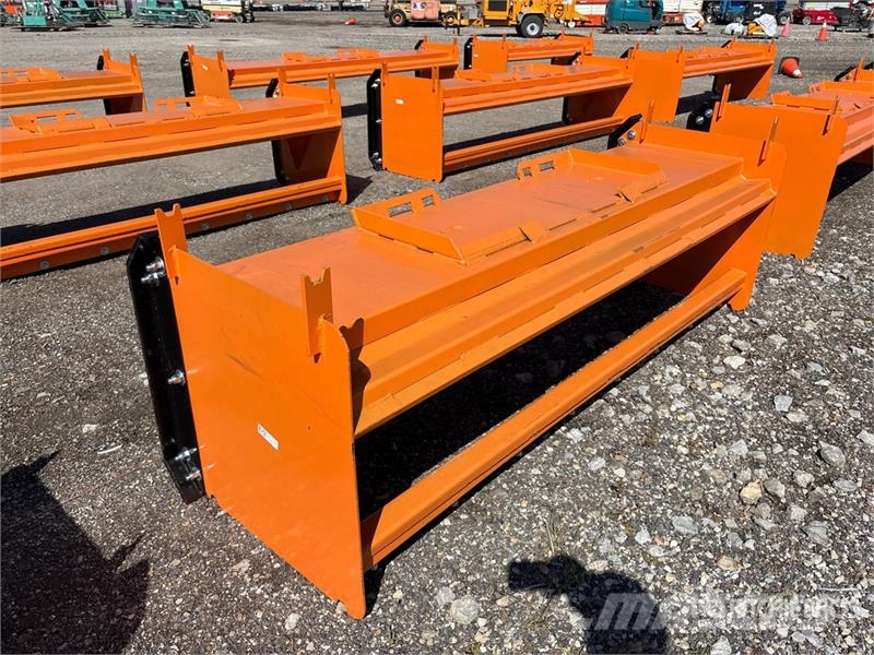 Kit Containers QT-SP-8-23-PB 63 in Skid Steer Snow Lumesahad