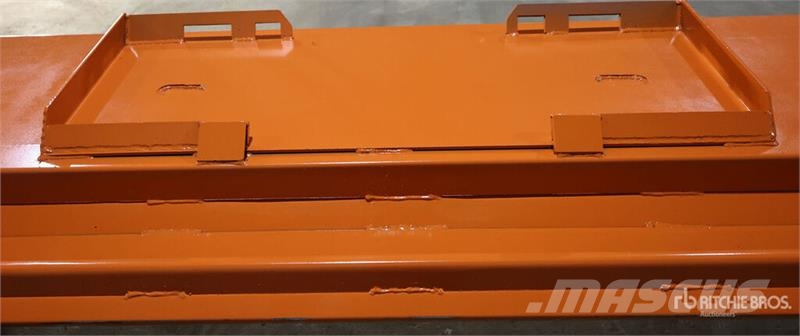 Kit Containers QT-SP-8-23 96 in Skid Steer Snow Pu Snøploger- og skjær