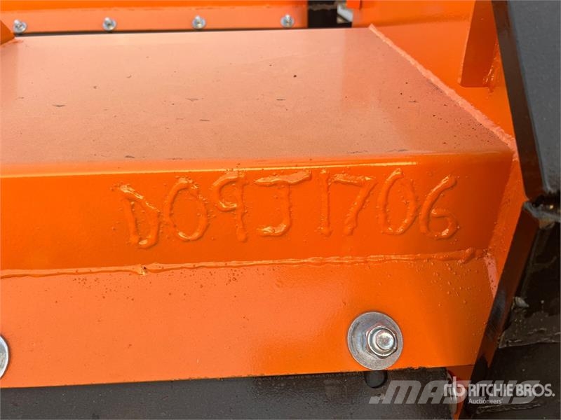  Kit Containers QT-SP-8-23-PB-SB 96 in Skid Steer S Lâminas e arados de neve
