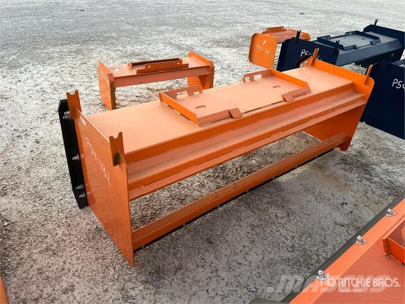  Kit Containers QT-SP-8-23-PB-SB 96 in Skid Steer S 刮雪板和犁