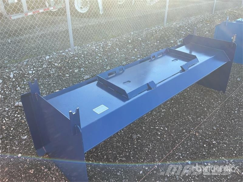 Kit Containers QT-SPE-8-23 96 in Skid Steer Snow P Снігоочищувальні ножі та плуги