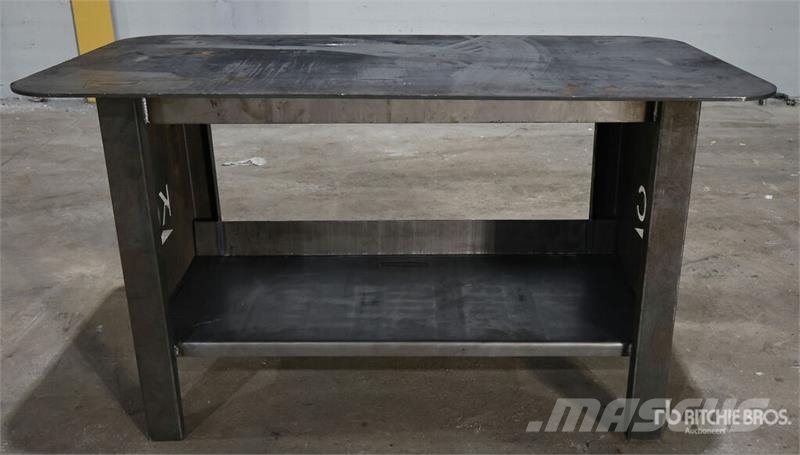  Kit Containers ST-57 30 in x 57 in Workbench (Unus Other components