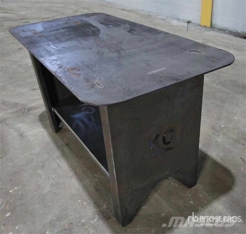  Kit Containers ST-57 30 in x 57 in Workbench (Unus Other components