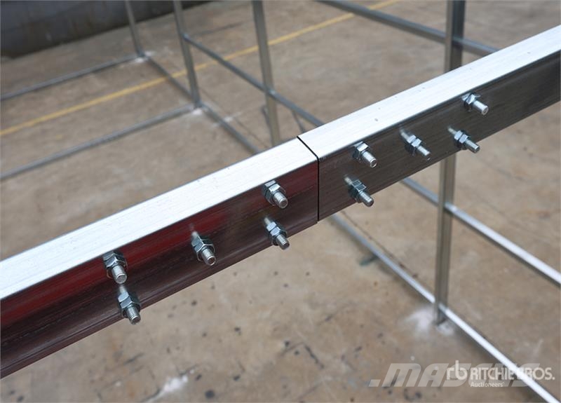 KJ K3535 35 ft x 35 ft Prefabricated Metal Frame Only その他トレーラー