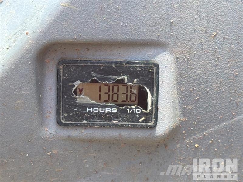 Kobelco SK140LC-7 Tracked Excavator Kāpurķēžu ekskavatori