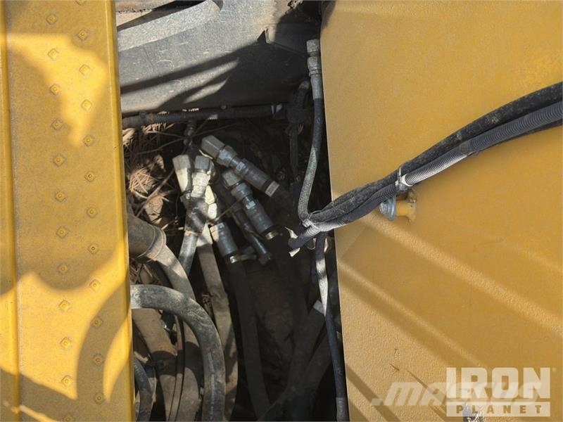 Kobelco SK140LC-7 Tracked Excavator Kāpurķēžu ekskavatori