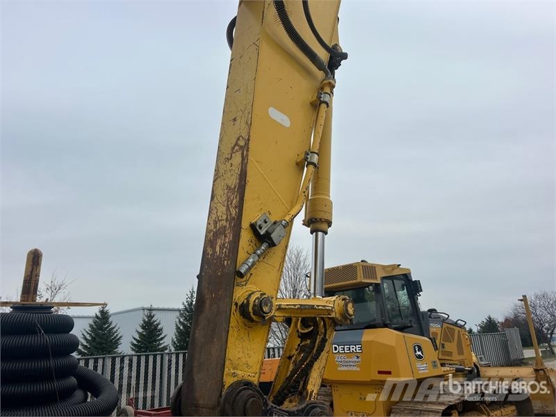Kobelco SK230SRLC-3 Tracked Excavator 履带挖掘机