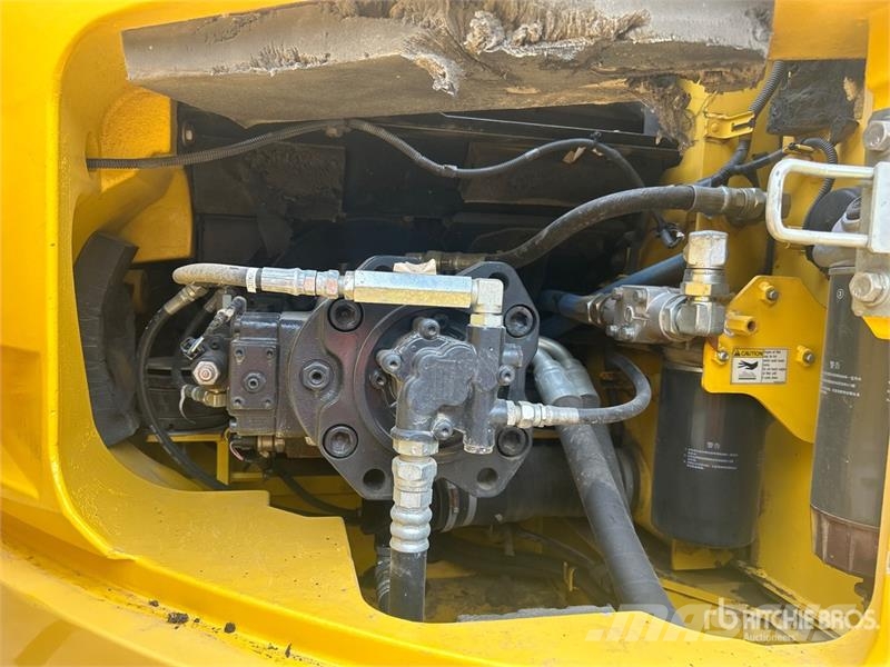 Kobelco SK230SRLC-3 Tracked Excavator 履带挖掘机