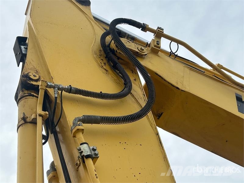 Kobelco SK230SRLC-3 Tracked Excavator 履带挖掘机