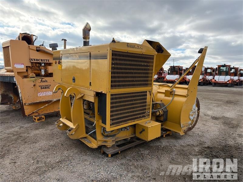 Kodiak LMSC3644-108 9 ft 0 in Snow Blower - Fits Wheel Lo Souffleuse à neige