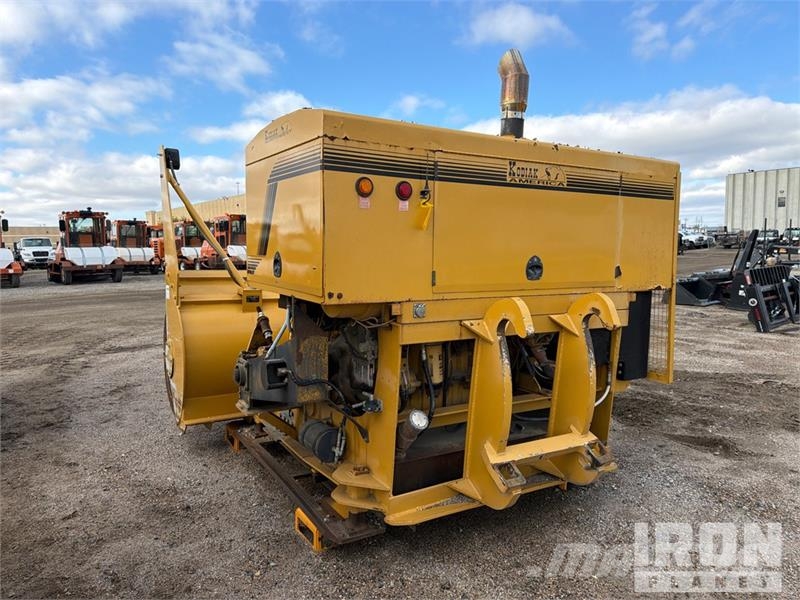 Kodiak LMSC3644-108 9 ft 0 in Snow Blower - Fits Wheel Lo Souffleuse à neige