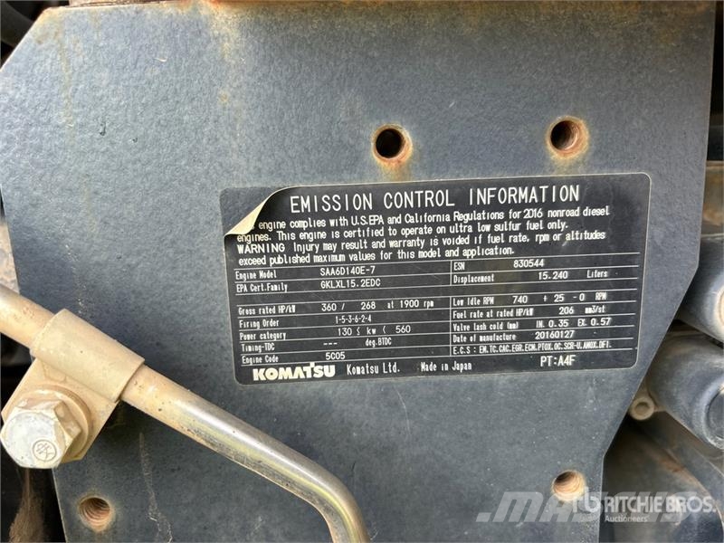Komatsu D155AX-8 Crawler Dozer Rupsdozers