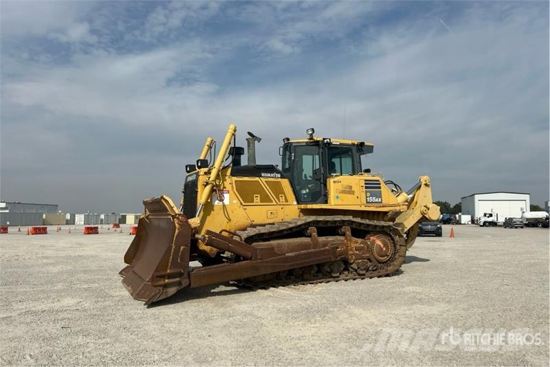 Komatsu D155AX-8 Crawler Dozer Rupsdozers