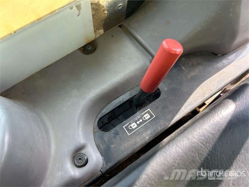 Komatsu D155AX-8 Crawler Dozer Rupsdozers