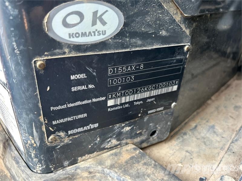 Komatsu D155AX-8 Crawler Dozer Rupsdozers