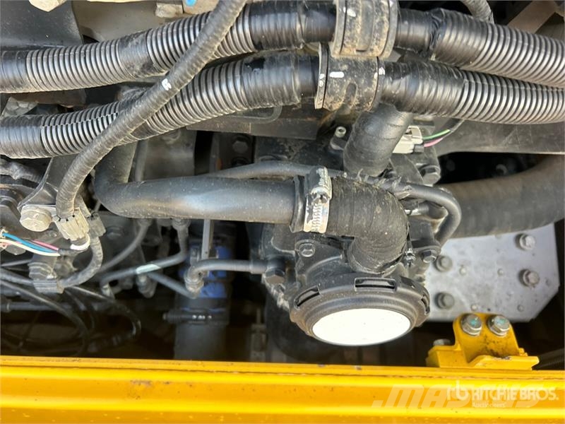Komatsu D155PX-8 Crawler Dozer 履帶推土機