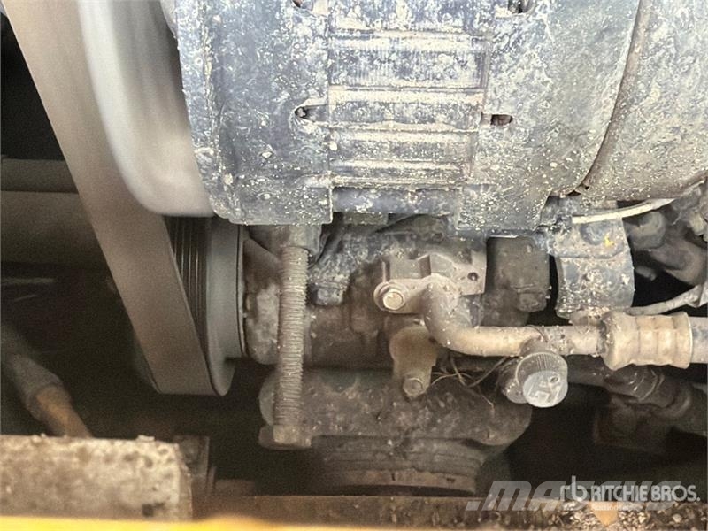 Komatsu D155PX-8 Crawler Dozer Bulldozer på larvebånd