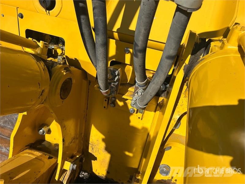 Komatsu D155PX-8 Crawler Dozer 履帶推土機