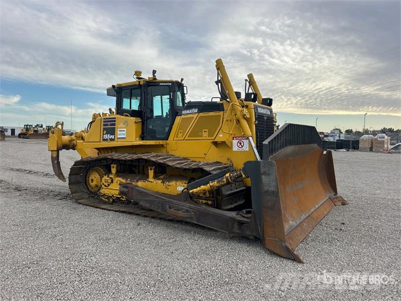 Komatsu D155PX-8 Crawler Dozer Buldooserid