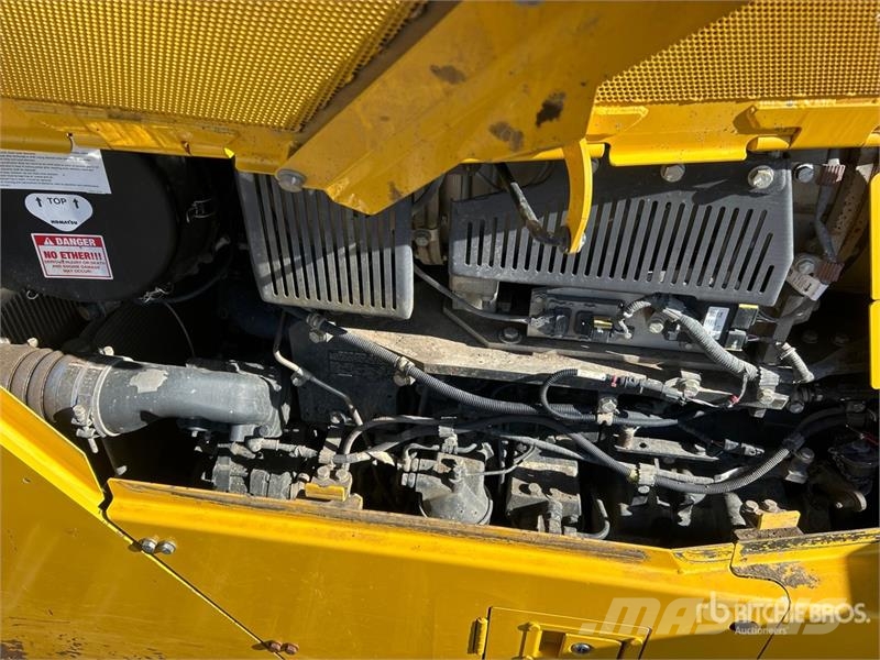 Komatsu D155PX-8 Crawler Dozer 履帶推土機