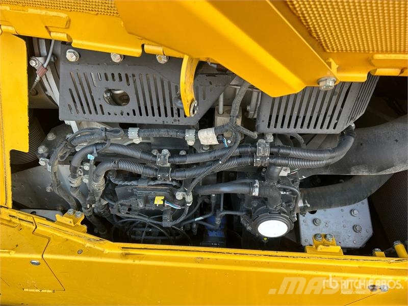 Komatsu D155PX-8 Crawler Dozer 履帶推土機