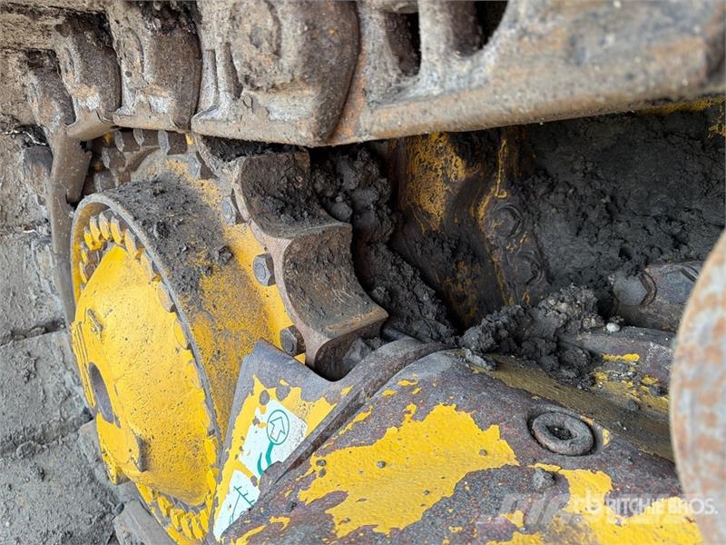Komatsu D155PX-8 Crawler Dozer Bulldozer på larvebånd