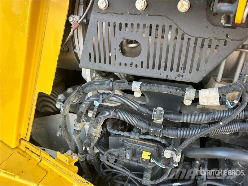 Komatsu D155PX-8 Crawler Dozer 履帶推土機