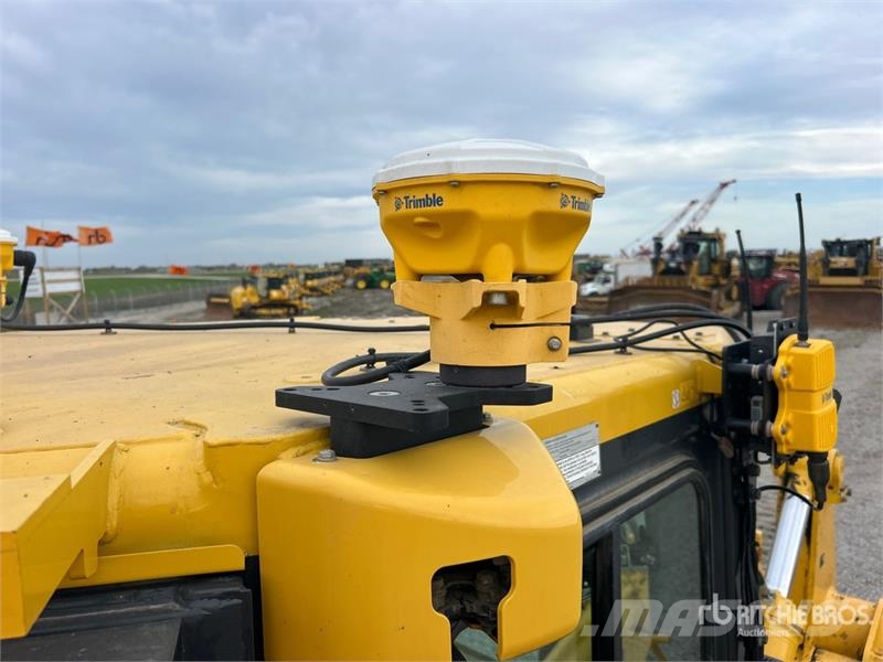 Komatsu D155PX-8 Crawler Dozer Buldooserid