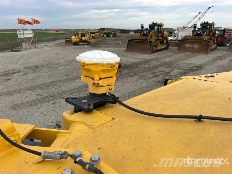 Komatsu D155PX-8 Crawler Dozer Buldooserid