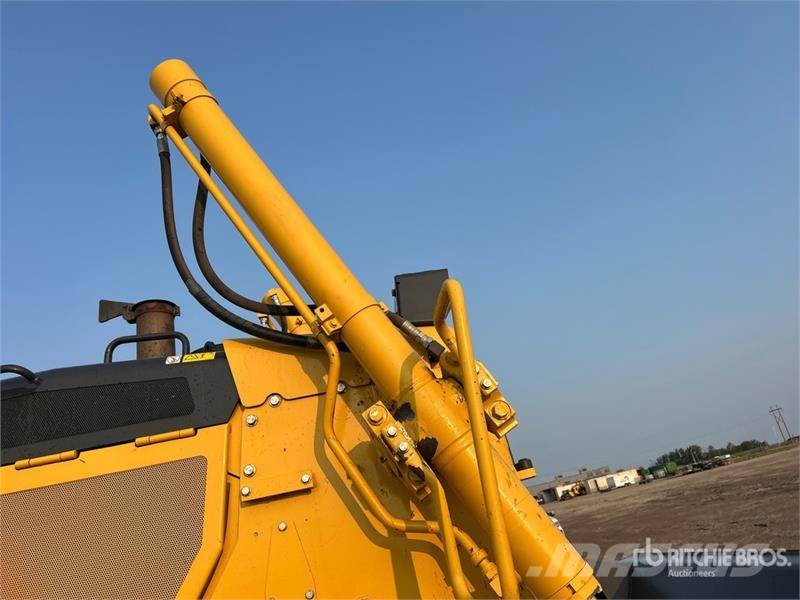 Komatsu D155PX-8 Crawler Dozer 履帶推土機
