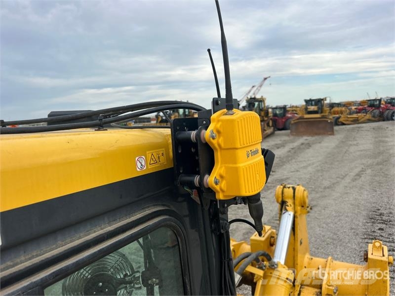 Komatsu D155PX-8 Crawler Dozer Buldooserid