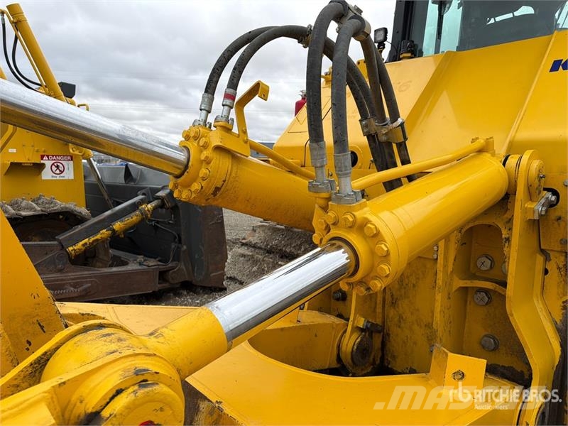 Komatsu D155PX-8 Crawler Dozer Bulldozer på larvebånd