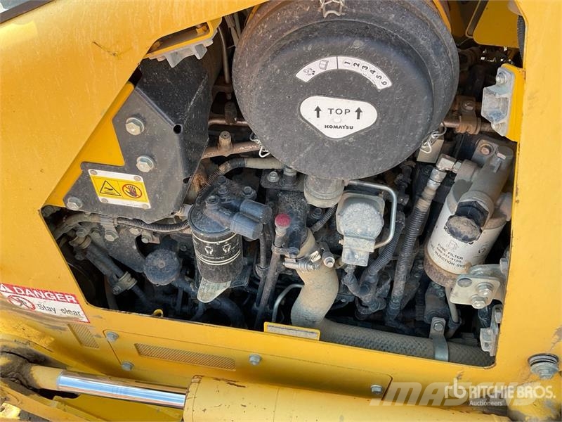 Komatsu D39PX-24 Crawler Dozer 履帶推土機