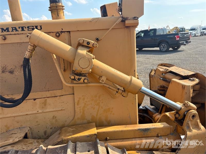 Komatsu D41-A Crawler Dozer Buldožerji goseničarji