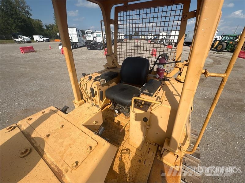 Komatsu D41-A Crawler Dozer Buldožerji goseničarji