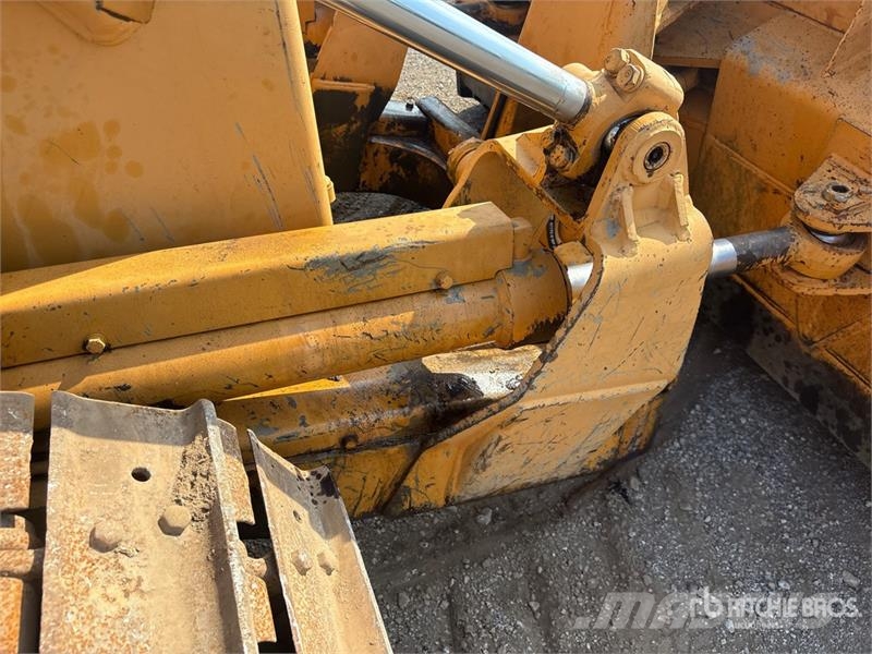 Komatsu D41-A Crawler Dozer Buldožerji goseničarji