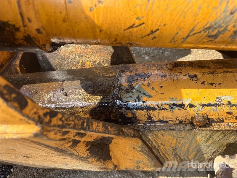 Komatsu D41-A Crawler Dozer Buldožerji goseničarji