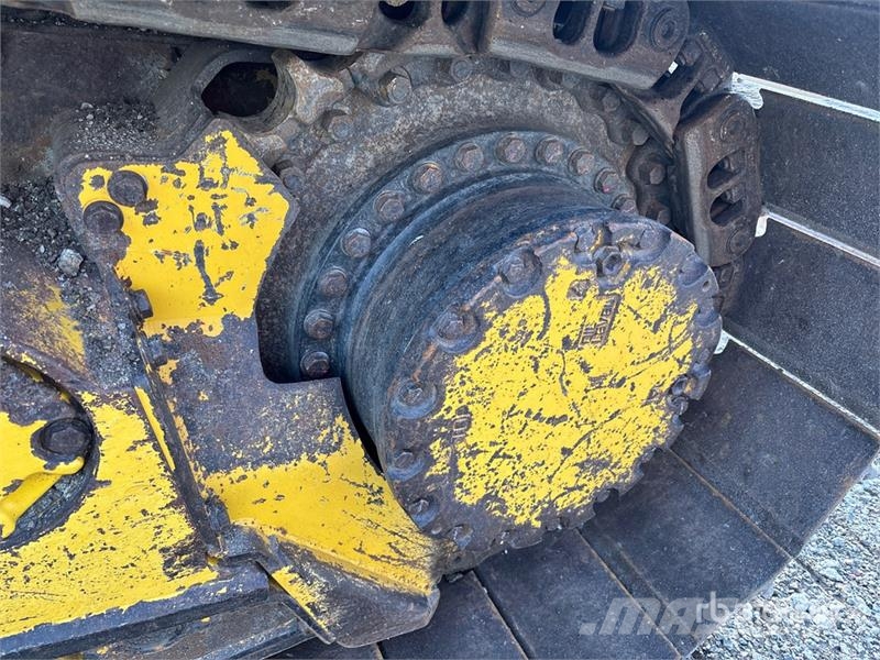 Komatsu D51PX-24 Crawler Dozer Buldožerji goseničarji